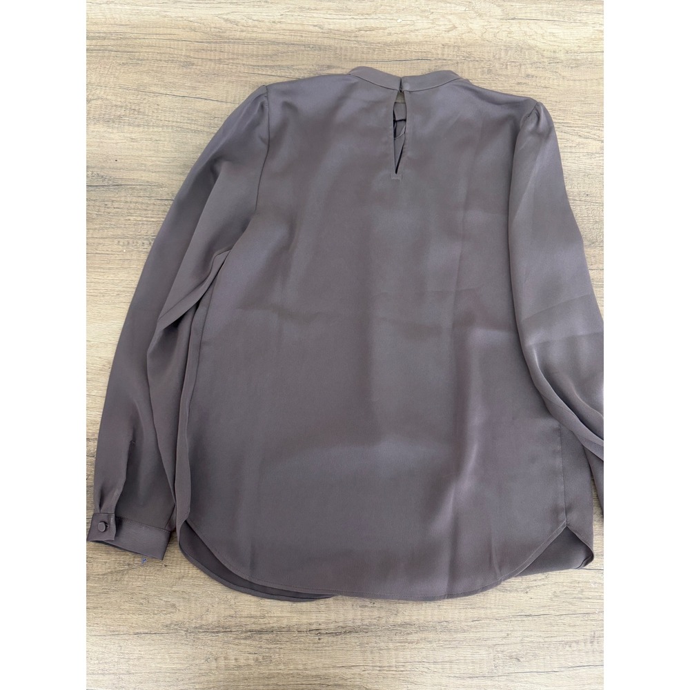 Ann Taylor Womens Pleated Mock Neck Long Sleeve Blouse Grey Taupe XS 28568483 - Picture 2 of 6